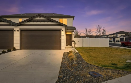 Condos/townhomes For Sale