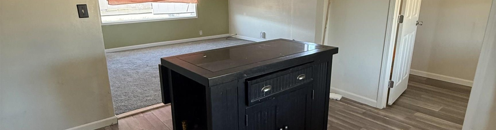 Almira, Connell, Washington 99326, 2 Bedrooms Bedrooms, 0 ,1 BathroomBathrooms,Houses,For Sale,Almira,0,289585