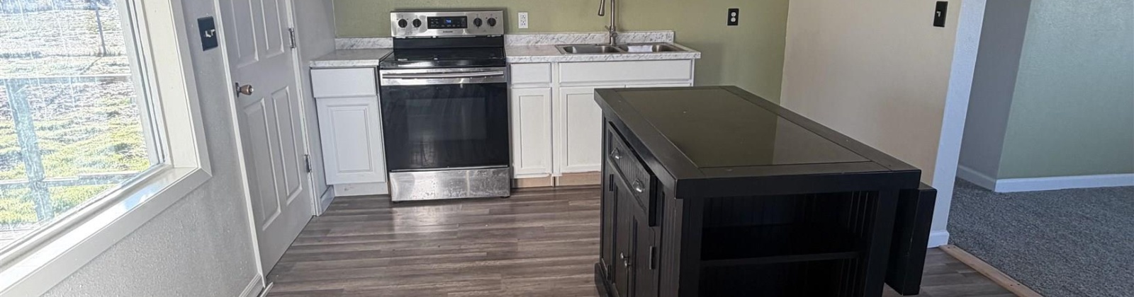 Almira, Connell, Washington 99326, 2 Bedrooms Bedrooms, 0 ,1 BathroomBathrooms,Houses,For Sale,Almira,0,289585