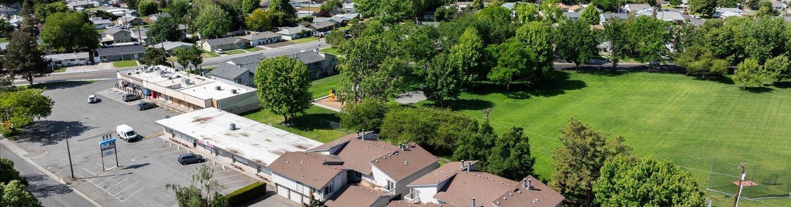 Wright Ave, Richland, Washington 99352, 2 Bedrooms Bedrooms, 0 ,3 BathroomsBathrooms,Condos/townhomes,For Sale,Wright Ave,0,289583