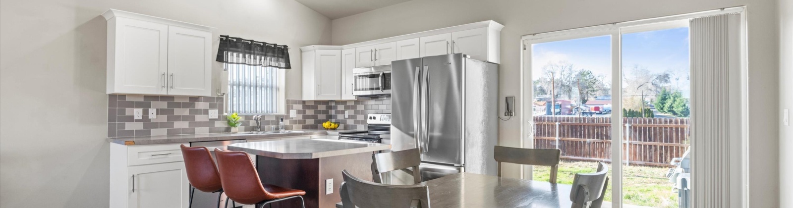 Grant Loop, West Richland, Washington 99353, 3 Bedrooms Bedrooms, 0 ,2 BathroomsBathrooms,Houses,For Sale,Grant Loop,0,289580