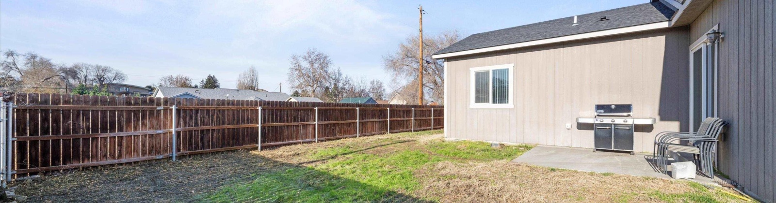 Grant Loop, West Richland, Washington 99353, 3 Bedrooms Bedrooms, 0 ,2 BathroomsBathrooms,Houses,For Sale,Grant Loop,0,289580