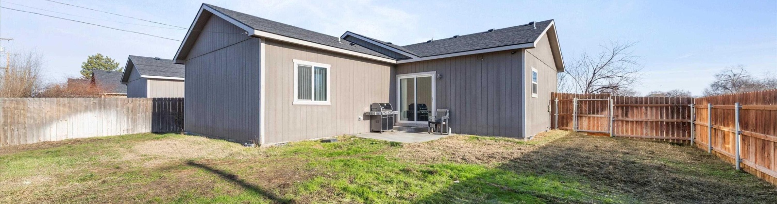 Grant Loop, West Richland, Washington 99353, 3 Bedrooms Bedrooms, 0 ,2 BathroomsBathrooms,Houses,For Sale,Grant Loop,0,289580