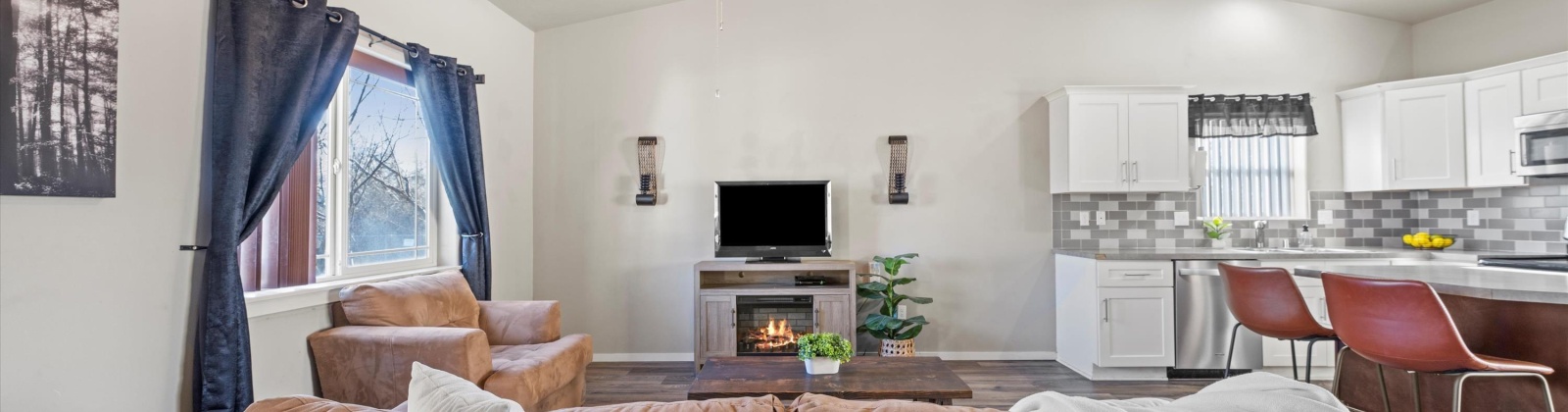 Grant Loop, West Richland, Washington 99353, 3 Bedrooms Bedrooms, 0 ,2 BathroomsBathrooms,Houses,For Sale,Grant Loop,0,289580