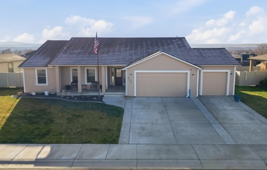 Turf Paradise Dr, Pasco, Washington 99301, 3 Bedrooms Bedrooms, 0 ,2 BathroomsBathrooms,Houses,For Sale,Turf Paradise Dr,0,289581