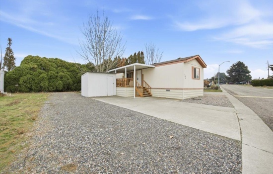 19th Ave, Kennewick, Washington 99352, 2 Bedrooms Bedrooms, 0 ,2 BathroomsBathrooms,Manufactured Homes,For Sale,19th Ave,0,289587