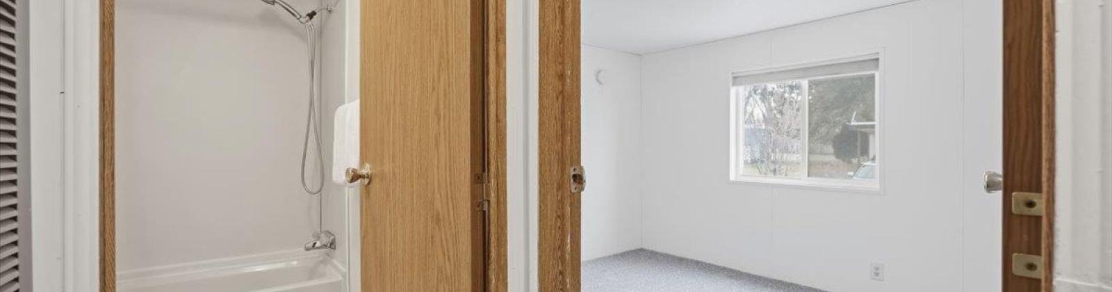 19th Ave, Kennewick, Washington 99352, 2 Bedrooms Bedrooms, 0 ,2 BathroomsBathrooms,Manufactured Homes,For Sale,19th Ave,0,289587