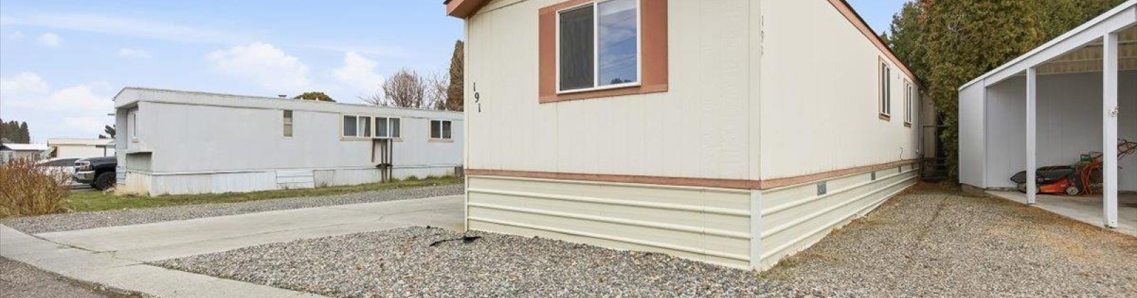 19th Ave, Kennewick, Washington 99352, 2 Bedrooms Bedrooms, 0 ,2 BathroomsBathrooms,Manufactured Homes,For Sale,19th Ave,0,289587