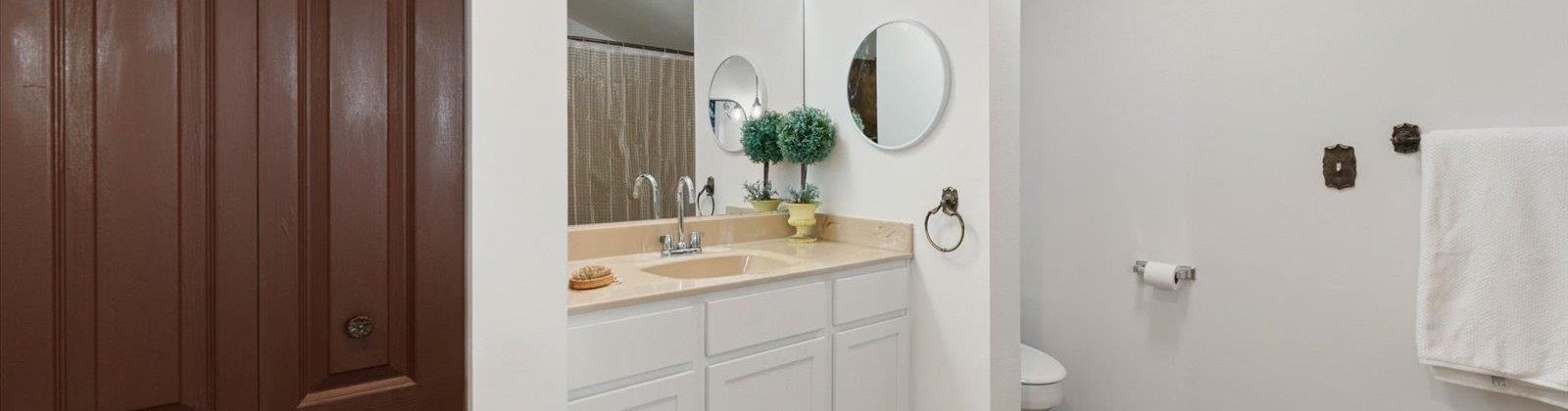 Mahan Ave, Richland, Washington 99354, 4 Bedrooms Bedrooms, 0 ,2 BathroomsBathrooms,Condos/townhomes,For Sale,Mahan Ave,0,284157