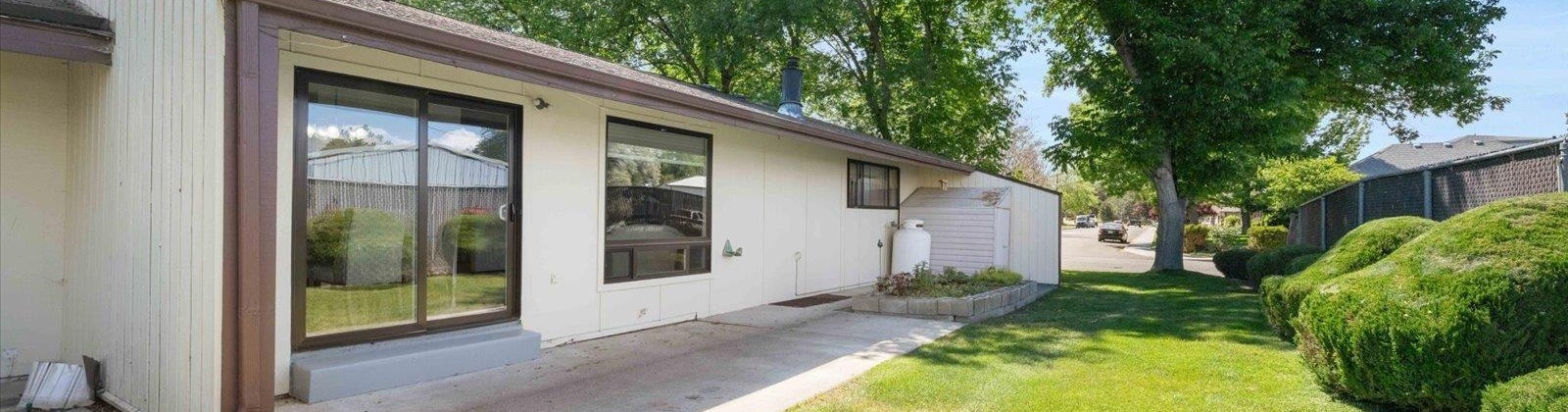 Mahan Ave, Richland, Washington 99354, 4 Bedrooms Bedrooms, 0 ,2 BathroomsBathrooms,Condos/townhomes,For Sale,Mahan Ave,0,284157