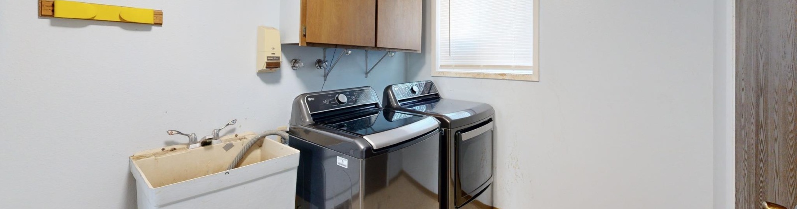 Crestview, Pullman, Washington 99163, 3 Bedrooms Bedrooms, 0 ,2 BathroomsBathrooms,Houses,For Sale,Crestview,0,288444