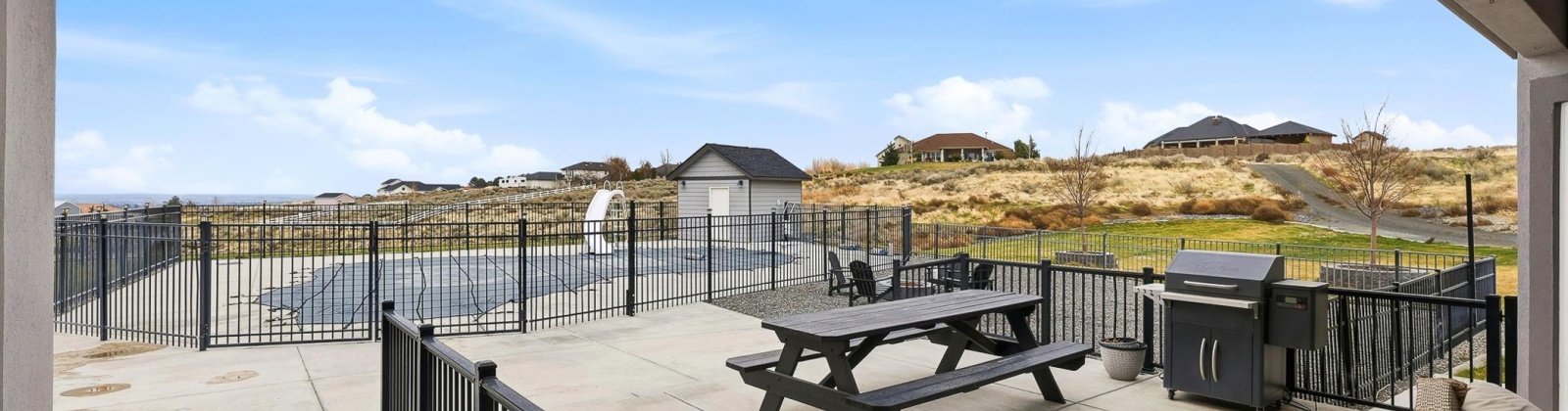 217 Pr SE, Kennewick, Washington 99338, 4 Bedrooms Bedrooms, 0 ,4 BathroomsBathrooms,Houses,For Sale,217 Pr SE,0,289598