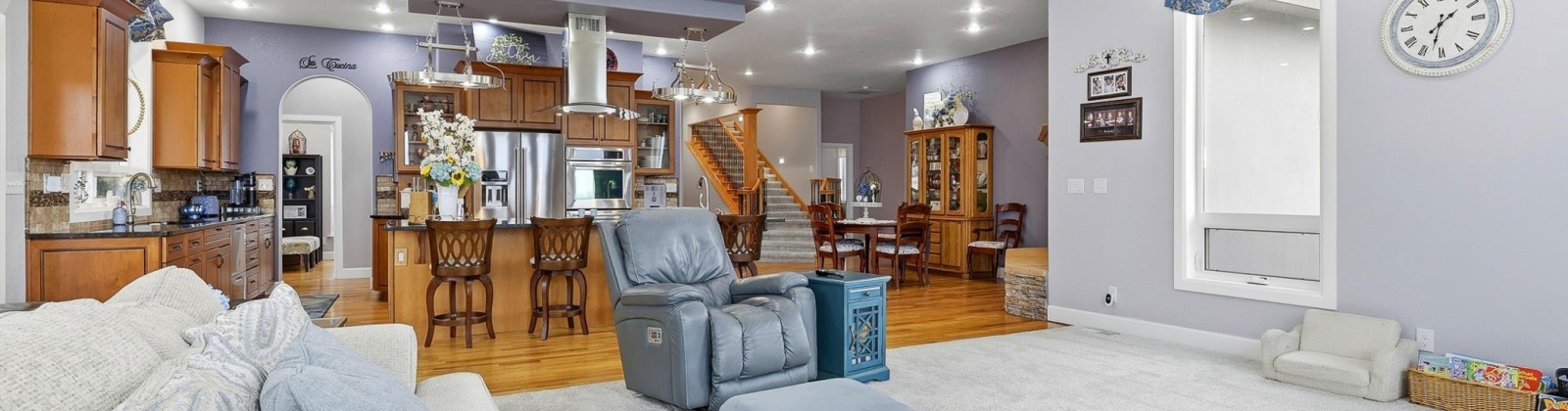 217 Pr SE, Kennewick, Washington 99338, 4 Bedrooms Bedrooms, 0 ,4 BathroomsBathrooms,Houses,For Sale,217 Pr SE,0,289598