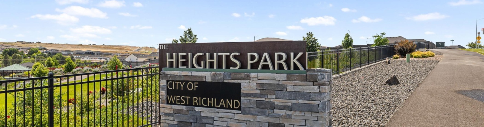 Lennox St, West Richland, Washington 99353, 3 Bedrooms Bedrooms, 0 ,2 BathroomsBathrooms,Houses,For Sale,Lennox St,0,289599