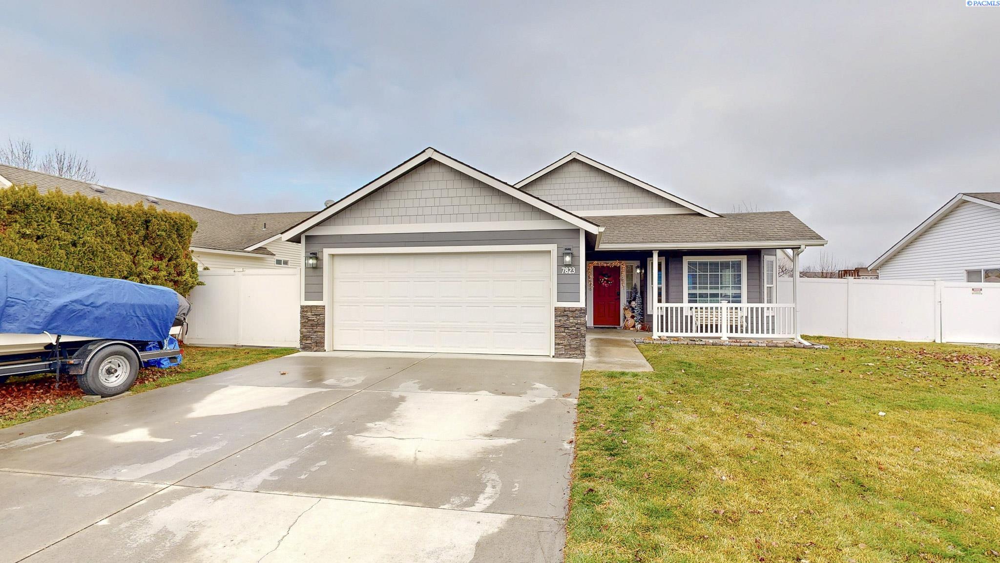 Rush Creek Drive, Pasco, Washington 99301, 3 Bedrooms Bedrooms, 0 ,2 BathroomsBathrooms,Houses,For Sale,Rush Creek Drive,0,289601