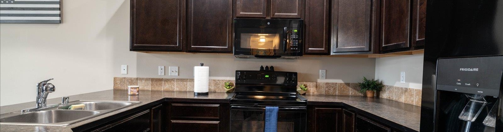 16th Ave, Kennewick, Washington 99336, 3 Bedrooms Bedrooms, 0 ,2 BathroomsBathrooms,Houses,For Sale,16th Ave,0,289607