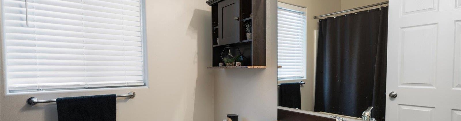 16th Ave, Kennewick, Washington 99336, 3 Bedrooms Bedrooms, 0 ,2 BathroomsBathrooms,Houses,For Sale,16th Ave,0,289607