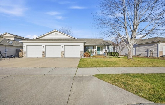 Lancaster Dr, Pasco, Washington 99301, 3 Bedrooms Bedrooms, 0 ,2 BathroomsBathrooms,Houses,For Sale,Lancaster Dr,0,289606