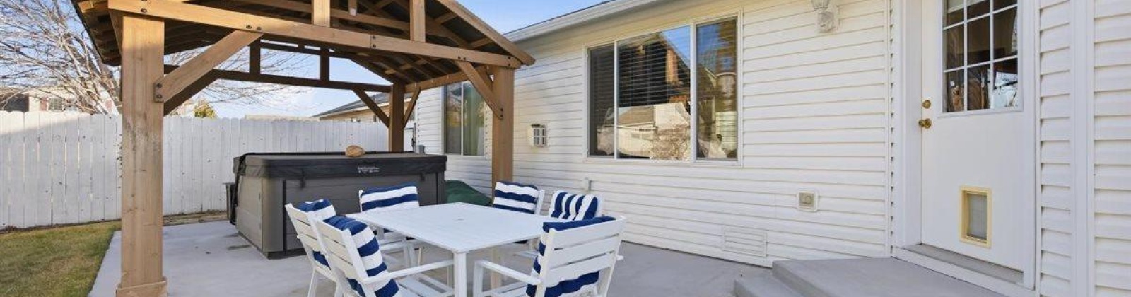 Lancaster Dr, Pasco, Washington 99301, 3 Bedrooms Bedrooms, 0 ,2 BathroomsBathrooms,Houses,For Sale,Lancaster Dr,0,289606