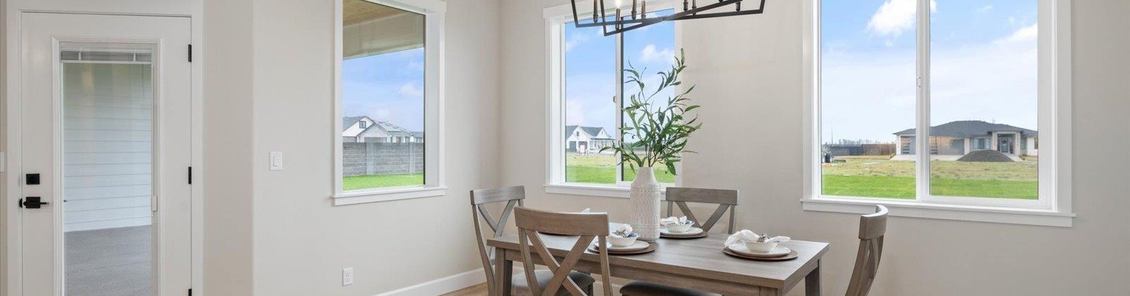 Rock Creek Drive, Pasco, Washington 99301, 5 Bedrooms Bedrooms, 0 ,3 BathroomsBathrooms,Houses,For Sale,Rock Creek Drive,0,289613