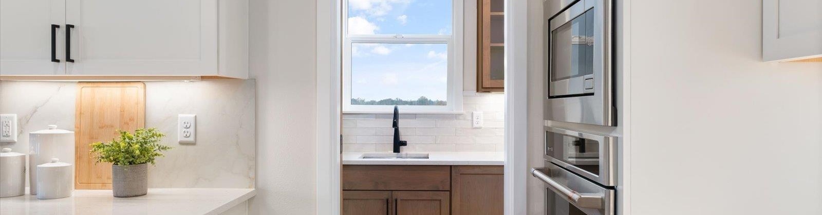 Rock Creek Drive, Pasco, Washington 99301, 5 Bedrooms Bedrooms, 0 ,3 BathroomsBathrooms,Houses,For Sale,Rock Creek Drive,0,289613