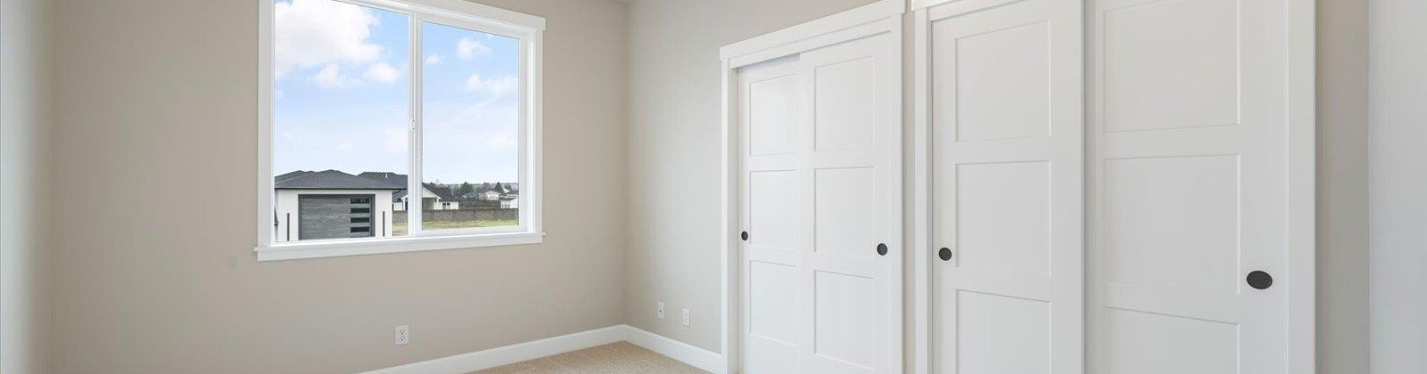 Rock Creek Drive, Pasco, Washington 99301, 5 Bedrooms Bedrooms, 0 ,3 BathroomsBathrooms,Houses,For Sale,Rock Creek Drive,0,289613