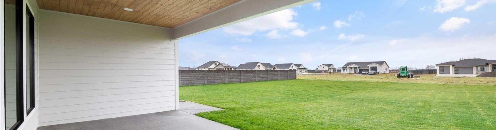 Rock Creek Drive, Pasco, Washington 99301, 5 Bedrooms Bedrooms, 0 ,3 BathroomsBathrooms,Houses,For Sale,Rock Creek Drive,0,289613