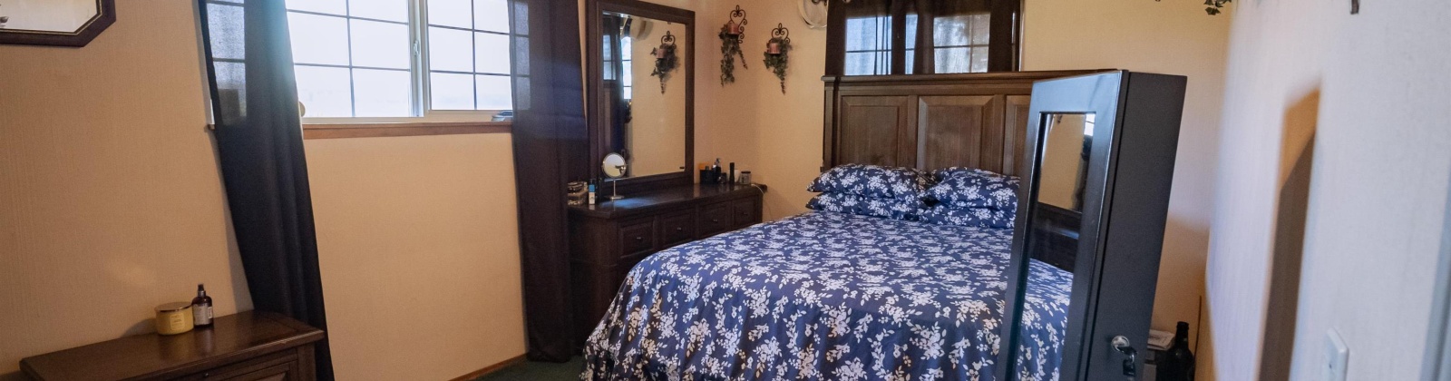 Van Belle Rd, Granger, Washington 98832, 3 Bedrooms Bedrooms, 0 ,2 BathroomsBathrooms,Houses,For Sale,Van Belle Rd,0,287291