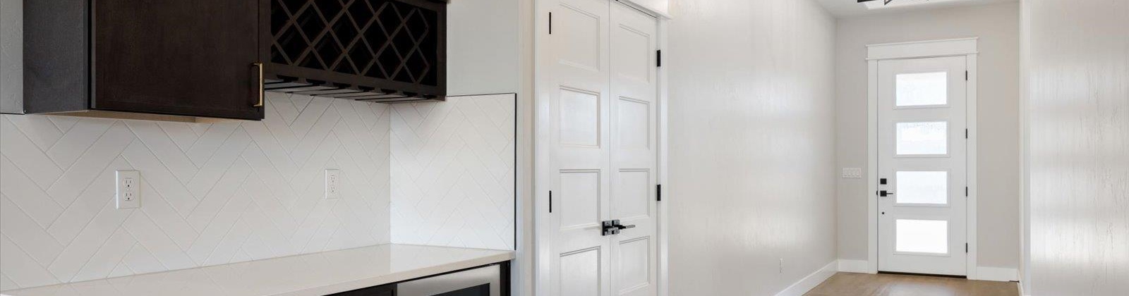 Upriver, Richland, Washington 99352, 4 Bedrooms Bedrooms, 0 ,3 BathroomsBathrooms,Houses,For Sale,Upriver,0,289615