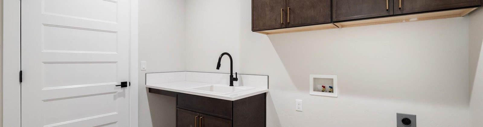 Upriver, Richland, Washington 99352, 4 Bedrooms Bedrooms, 0 ,3 BathroomsBathrooms,Houses,For Sale,Upriver,0,289615