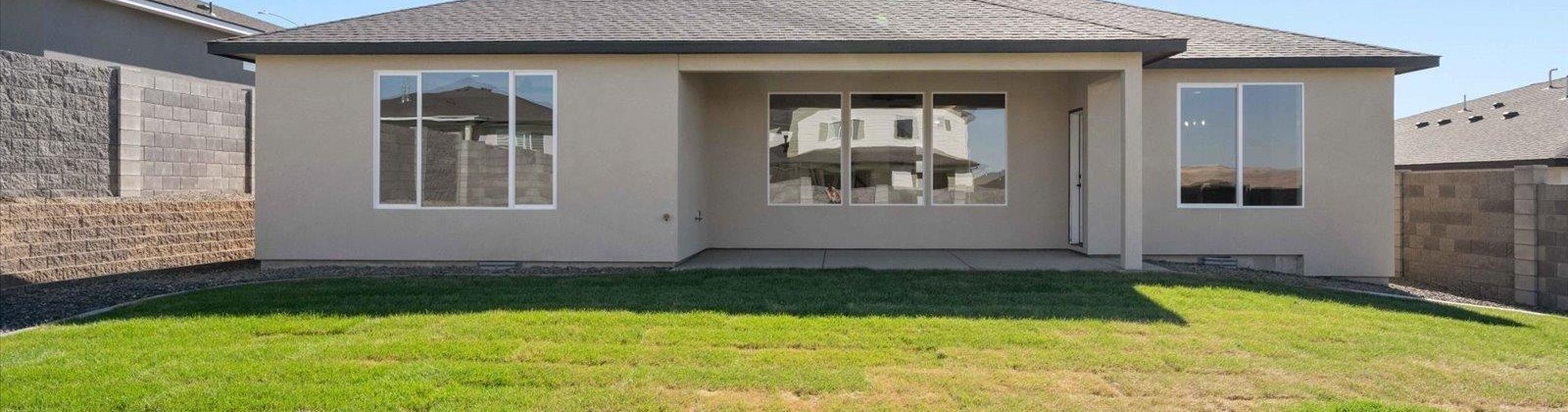 Upriver, Richland, Washington 99352, 4 Bedrooms Bedrooms, 0 ,3 BathroomsBathrooms,Houses,For Sale,Upriver,0,289615