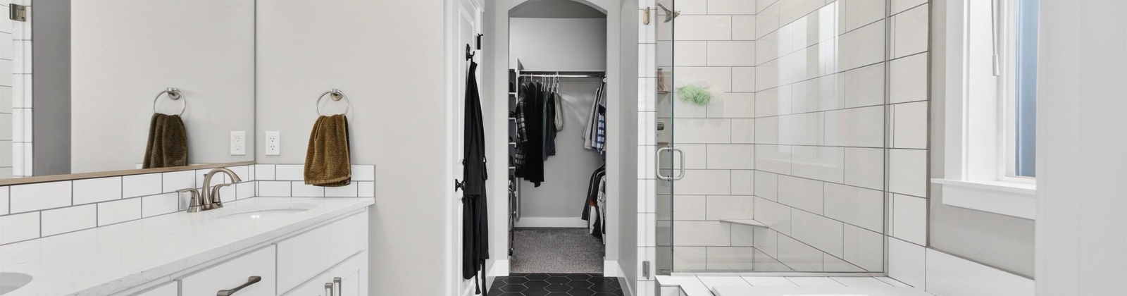 Corvina Street, Richland, Washington 99352, 4 Bedrooms Bedrooms, 0 ,3 BathroomsBathrooms,Houses,For Sale,Corvina Street,0,289622