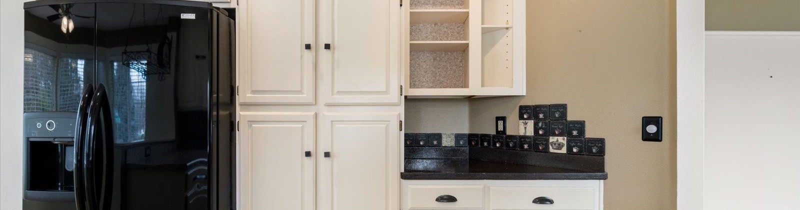 Hawaii St, Kennewick, Washington 99336, 3 Bedrooms Bedrooms, 0 ,2 BathroomsBathrooms,Houses,For Sale,Hawaii St,0,289619