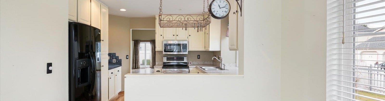 Hawaii St, Kennewick, Washington 99336, 3 Bedrooms Bedrooms, 0 ,2 BathroomsBathrooms,Houses,For Sale,Hawaii St,0,289619