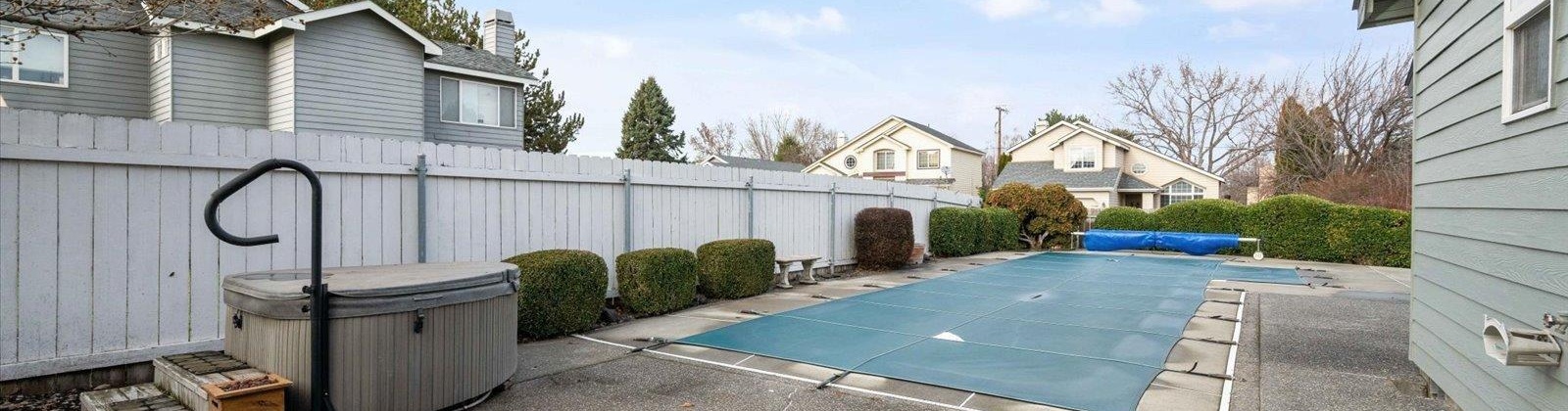 Hawaii St, Kennewick, Washington 99336, 3 Bedrooms Bedrooms, 0 ,2 BathroomsBathrooms,Houses,For Sale,Hawaii St,0,289619