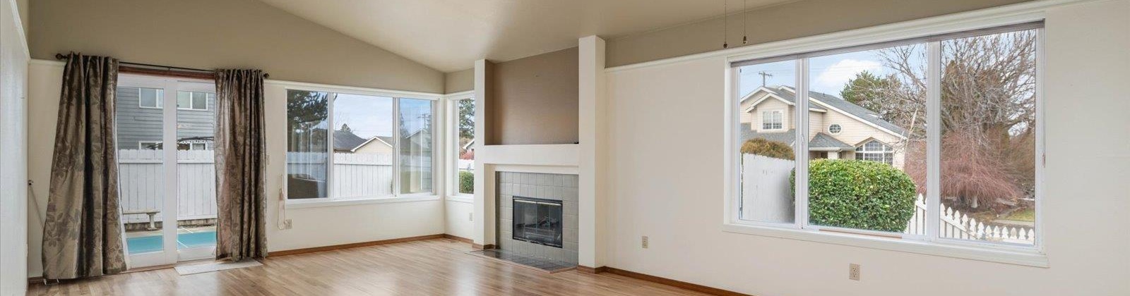 Hawaii St, Kennewick, Washington 99336, 3 Bedrooms Bedrooms, 0 ,2 BathroomsBathrooms,Houses,For Sale,Hawaii St,0,289619