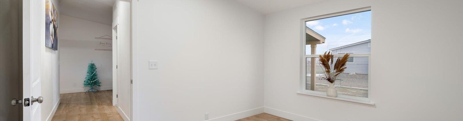 Game Farm Rd, Kennewick, Washington 99337, 4 Bedrooms Bedrooms, 0 ,2 BathroomsBathrooms,Manufactured Homes,For Sale,Game Farm Rd,0,289641