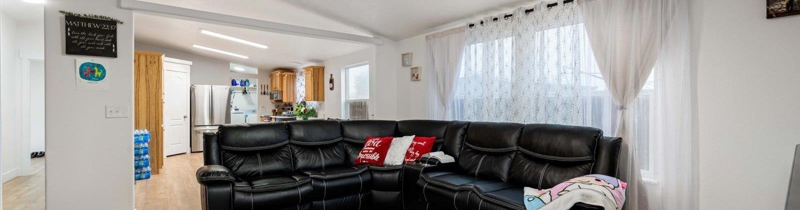 Game Farm Rd, Kennewick, Washington 99337, 4 Bedrooms Bedrooms, 0 ,2 BathroomsBathrooms,Manufactured Homes,For Sale,Game Farm Rd,0,289641