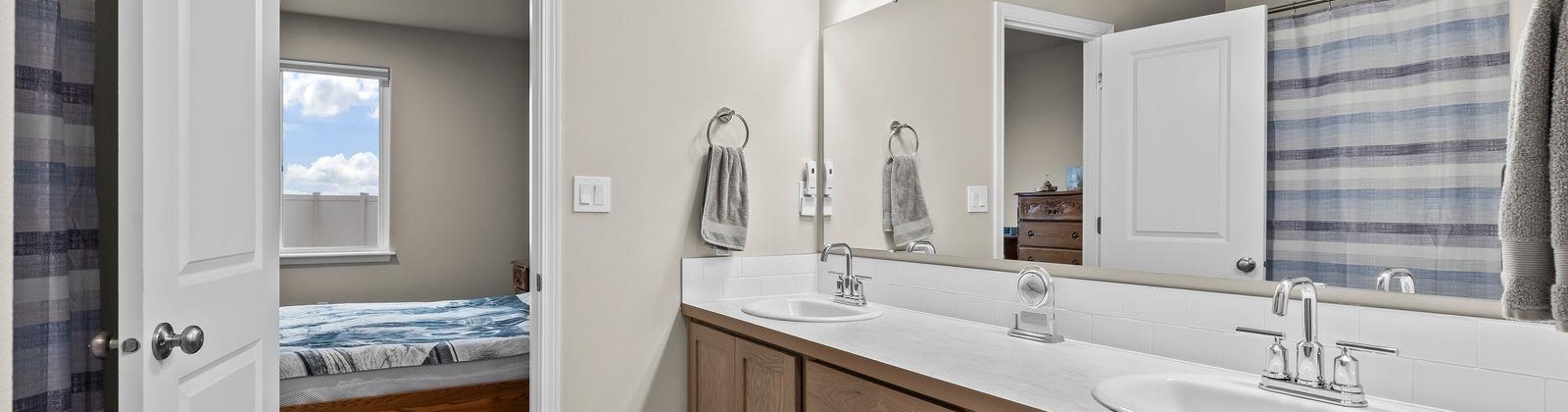 Lambert Ct, Grandview, Washington 98930, 3 Bedrooms Bedrooms, 0 ,2 BathroomsBathrooms,Houses,For Sale,Lambert Ct,0,289638