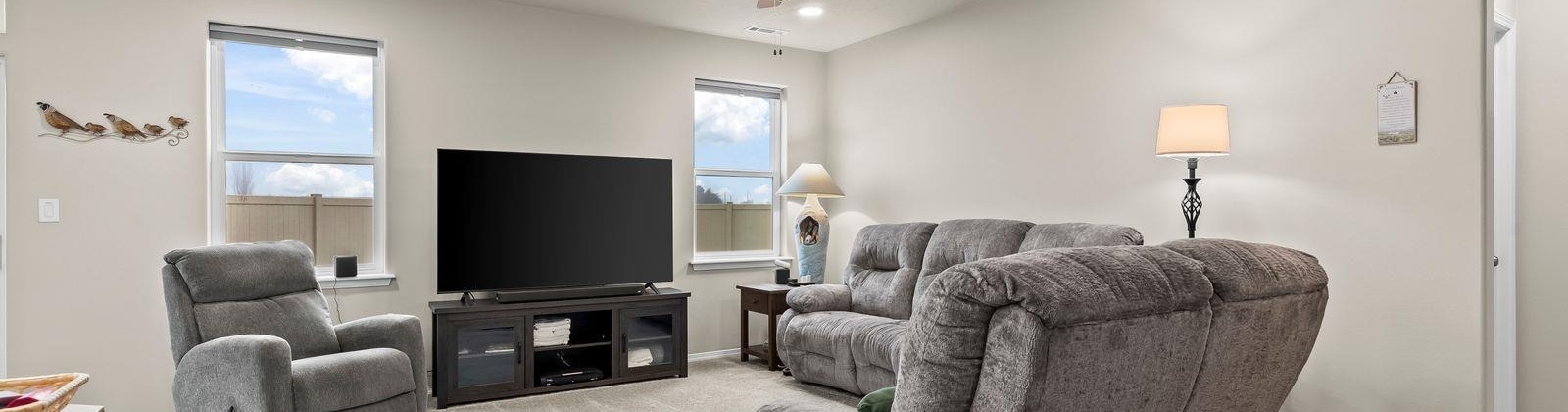 Lambert Ct, Grandview, Washington 98930, 3 Bedrooms Bedrooms, 0 ,2 BathroomsBathrooms,Houses,For Sale,Lambert Ct,0,289638