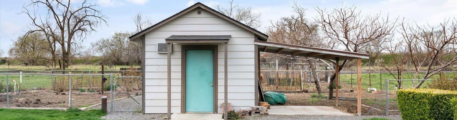 Hess Road, Prosser, Washington 99350, 3 Bedrooms Bedrooms, 0 ,2 BathroomsBathrooms,Houses,For Sale,Hess Road,0,289635