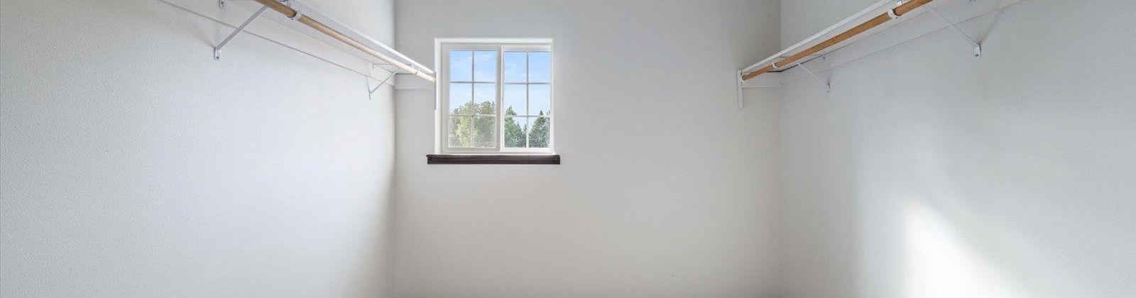 Livingston Rd., Pasco, Washington 99301, 4 Bedrooms Bedrooms, 0 ,4 BathroomsBathrooms,Houses,For Sale,Livingston Rd.,0,288256