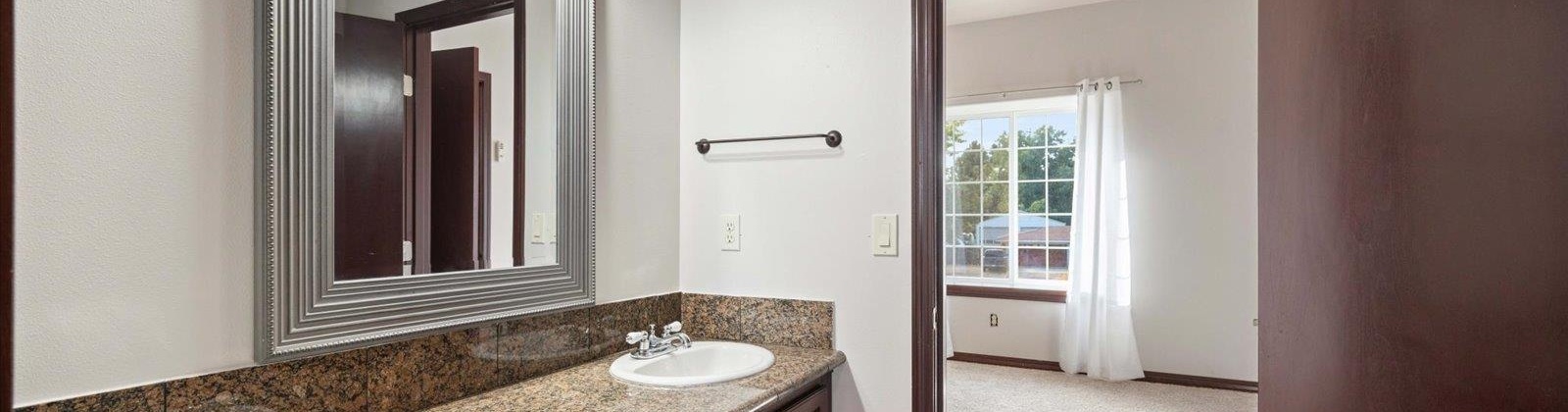 Livingston Rd., Pasco, Washington 99301, 4 Bedrooms Bedrooms, 0 ,4 BathroomsBathrooms,Houses,For Sale,Livingston Rd.,0,288256