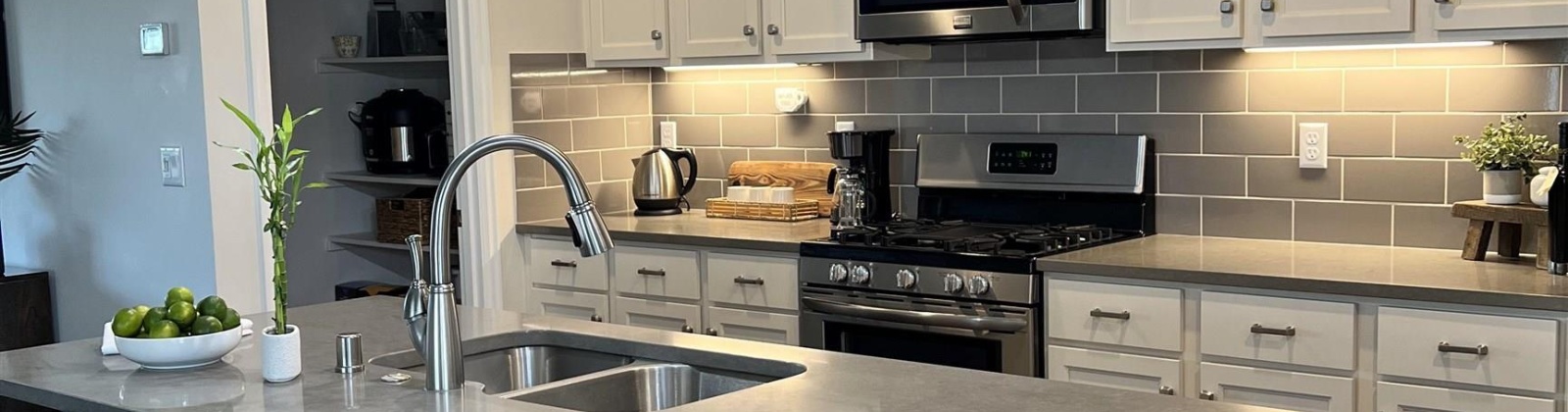 Parkview Ave, Richland, Washington 99352, 3 Bedrooms Bedrooms, 0 ,2 BathroomsBathrooms,Houses,For Sale,Parkview Ave,0,289630