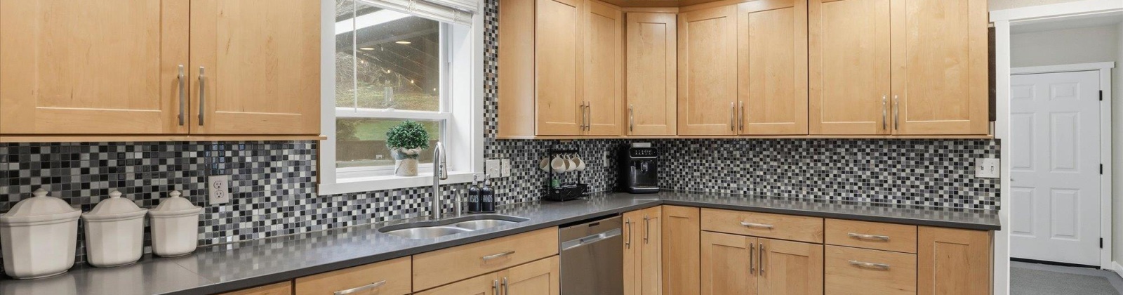 Palouse, Colfax, Washington 99111, 3 Bedrooms Bedrooms, 0 ,2 BathroomsBathrooms,Houses,For Sale,Palouse,0,289656