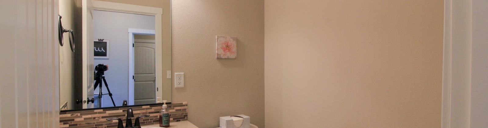 Anderson Place, Kennewick, Washington 99337, 4 Bedrooms Bedrooms, 0 ,3 BathroomsBathrooms,Houses,For Rent,Anderson Place,0,289652