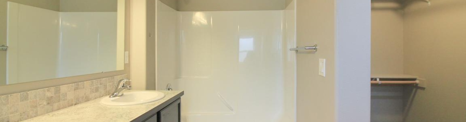 Three Rivers Drive, Pasco, Washington 99301, 3 Bedrooms Bedrooms, 0 ,2 BathroomsBathrooms,Houses,For Rent,Three Rivers Drive,0,289651