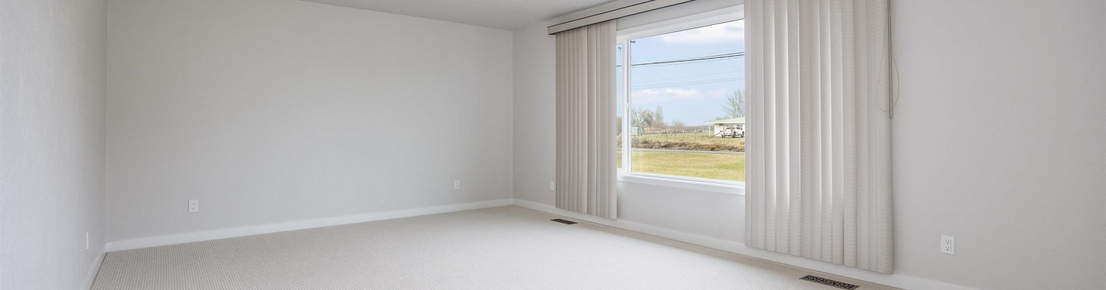 Bonnieview Road, Grandview, Washington 98930, 4 Bedrooms Bedrooms, 0 ,4 BathroomsBathrooms,Houses,For Sale,Bonnieview Road,0,289650