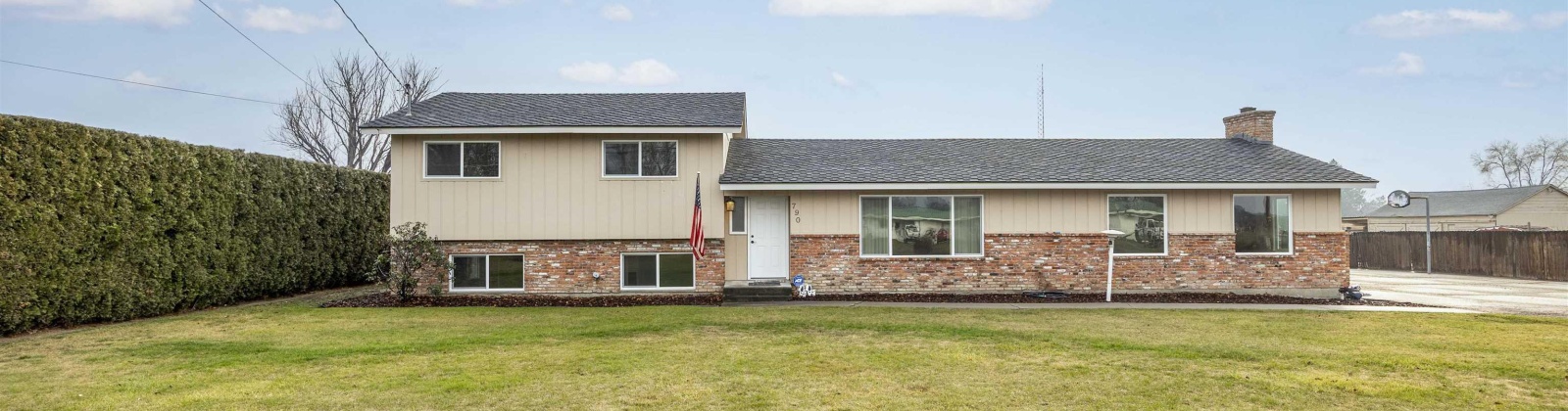 Bonnieview Road, Grandview, Washington 98930, 4 Bedrooms Bedrooms, 0 ,4 BathroomsBathrooms,Houses,For Sale,Bonnieview Road,0,289650