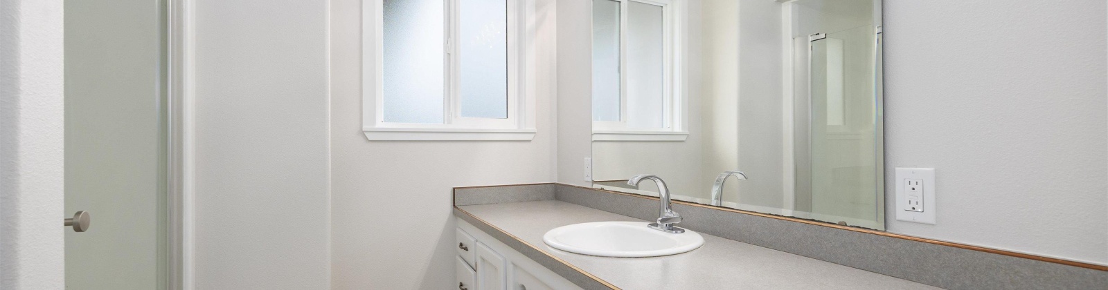 Bonnieview Road, Grandview, Washington 98930, 4 Bedrooms Bedrooms, 0 ,4 BathroomsBathrooms,Houses,For Sale,Bonnieview Road,0,289650